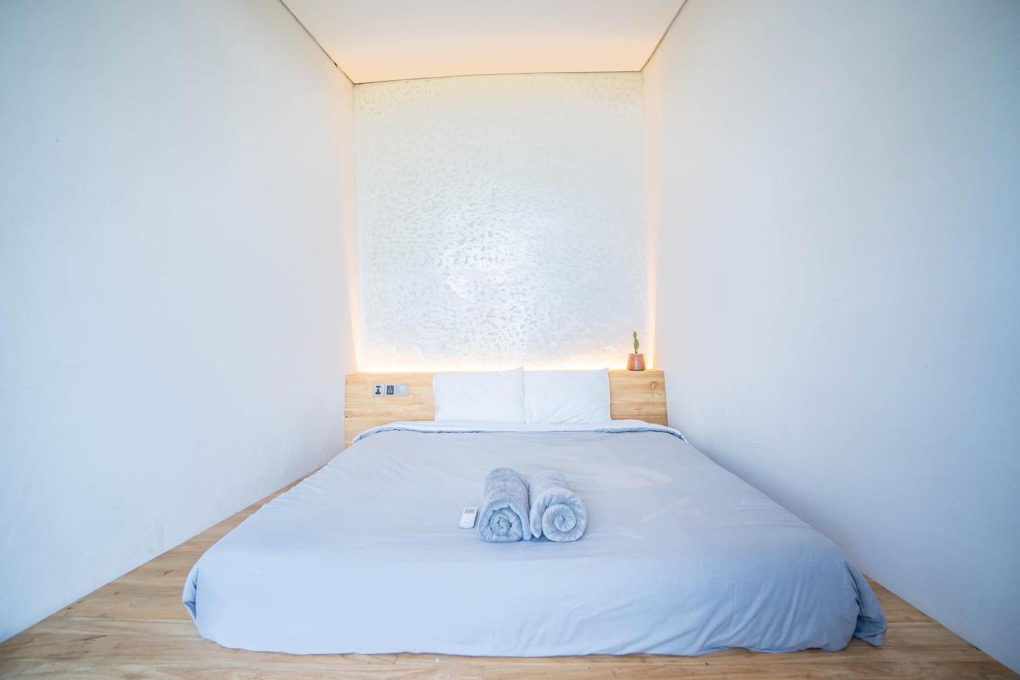 Bong Hostel Nusa Lembongan Eksteriør billede