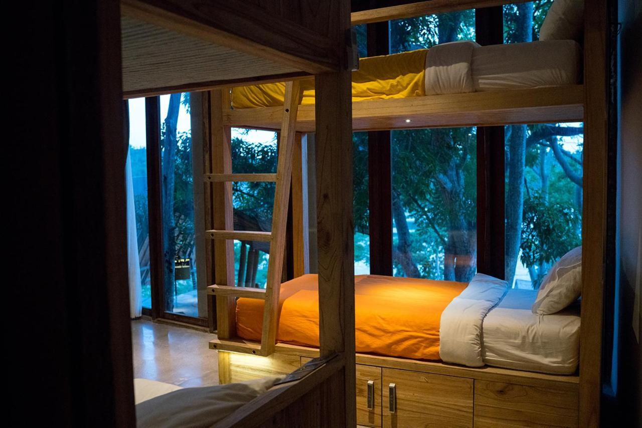 Bong Hostel Nusa Lembongan Eksteriør billede