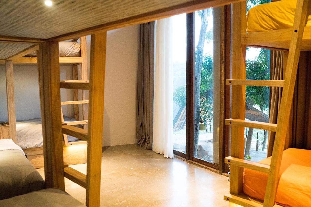 Bong Hostel Nusa Lembongan Eksteriør billede