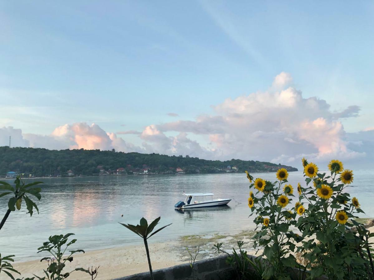 Bong Hostel Nusa Lembongan Eksteriør billede