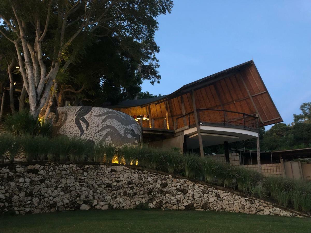 Bong Hostel Nusa Lembongan Eksteriør billede